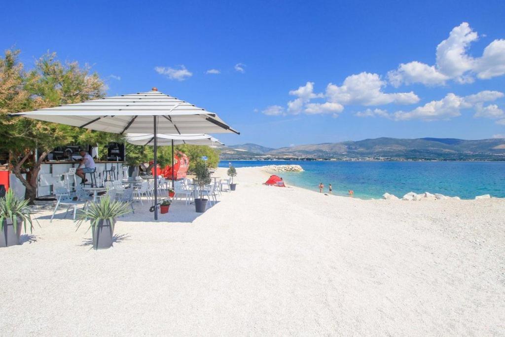 Apartment Planikovica Trogir Exteriör bild