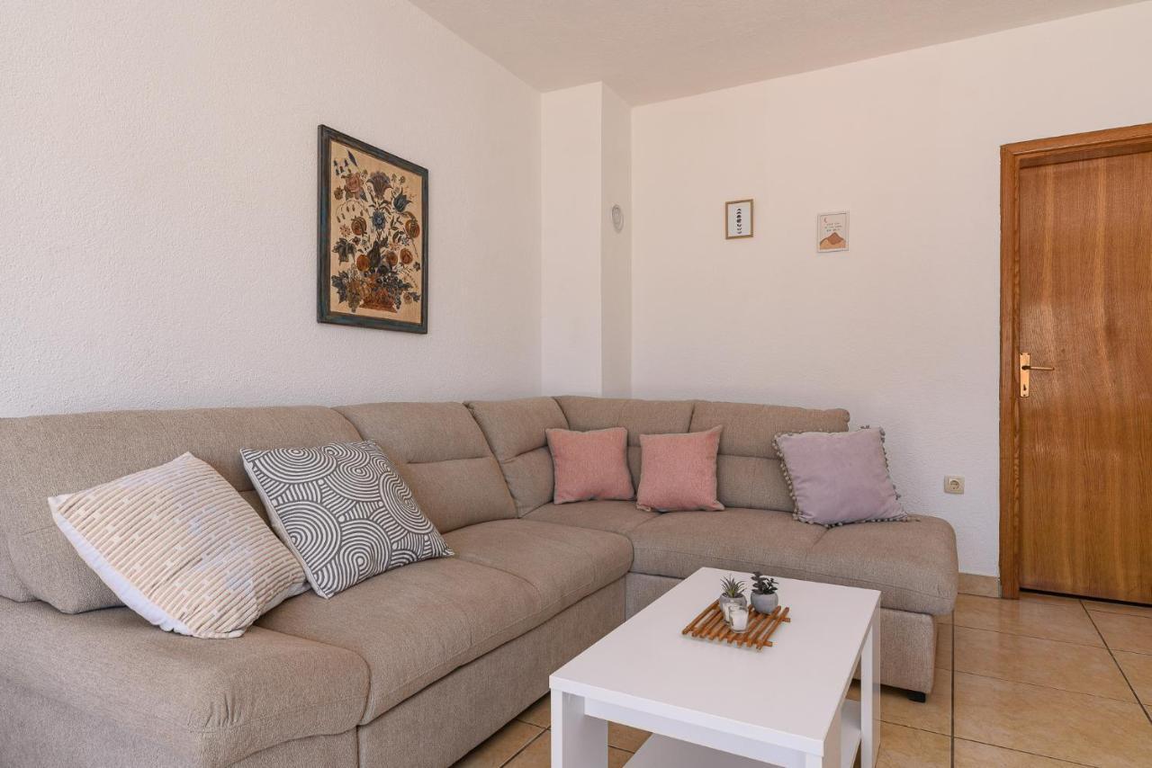Apartment Planikovica Trogir Exteriör bild
