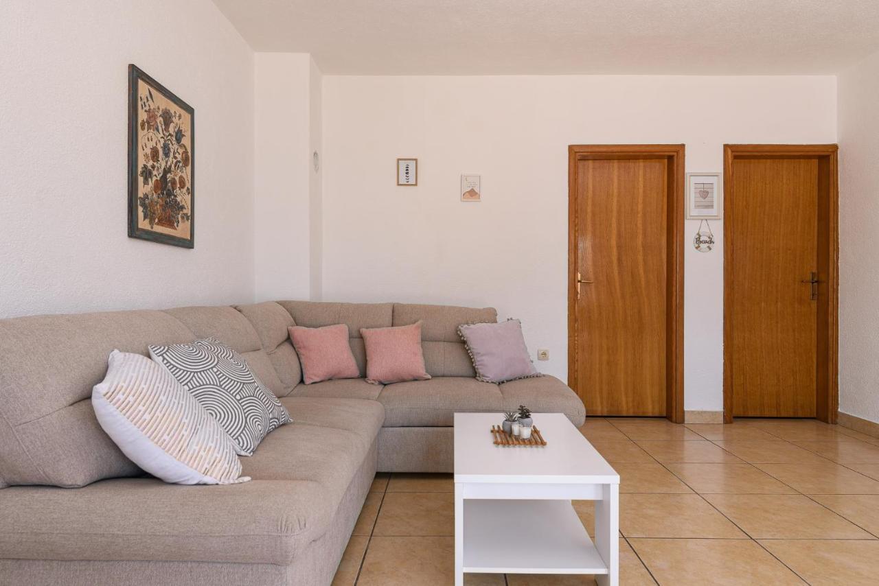 Apartment Planikovica Trogir Exteriör bild