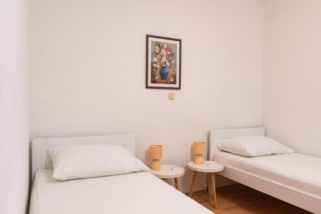 Apartment Planikovica Trogir Exteriör bild