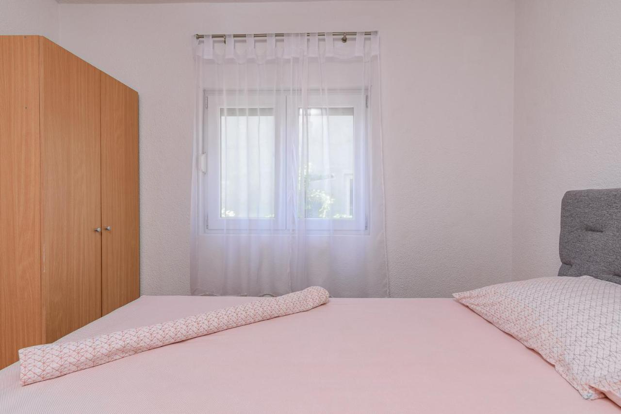 Apartment Planikovica Trogir Exteriör bild